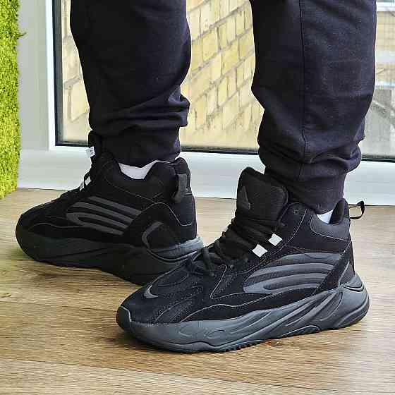 Зимові високі Кросівки Adidas 700 Чорні з Хухом Чоловічі Черевi Черевики Адідас (розміри: 41,42,43,44,45,46) - 90-1 Дніпро
