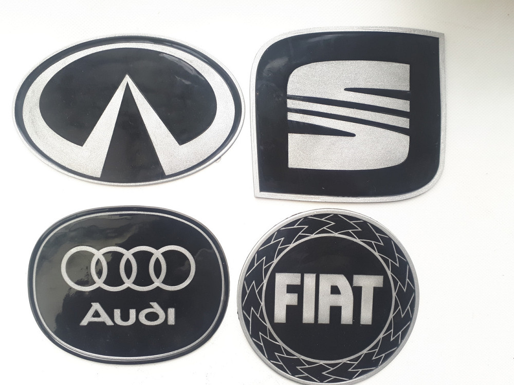 Коврик на панель 180х130 антискользящий Multifunctional (Toy,Niss,Audi,Citr,Seat) Винница - изображение 1