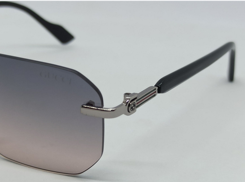 Брендові окуляри унісекс сонцезахисні сіро-рож із сірим металом. Київ - фото 6