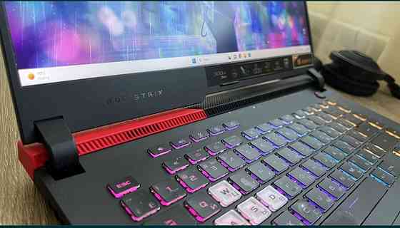 300Гц Игровой ноутбук Asus ROG Strix 15. Киев