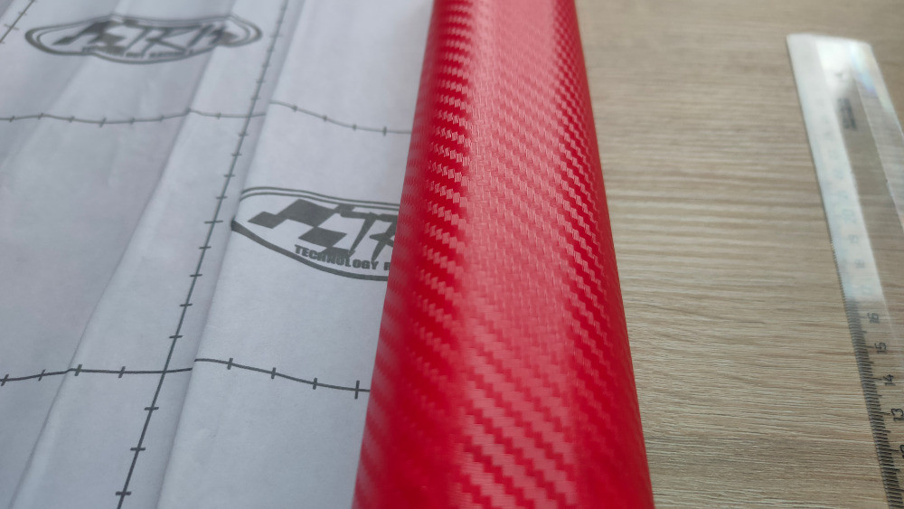 Карбоновая пленка красная 122х29.5 см авто наклейк Киев - изображение 4