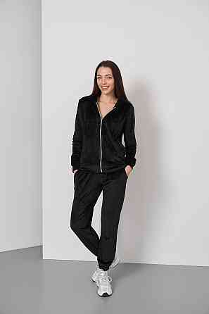Женский велюровий костюм на змейке с капюшоном Черный S Харьков