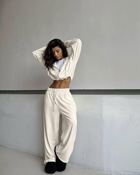 Жіночий повсякденний трендовий велюровий костюм Молочний, 42/46 Одеса - фото 1