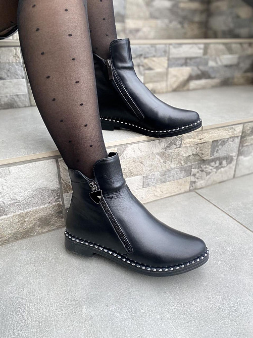 Vesna Черевики жіночі VESNA чорні натуральна шкіра з хутром висота 11 см (2422) 36 і 39 Коломия - фото 6