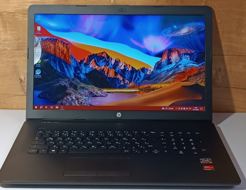 Ноутбук HP 17
