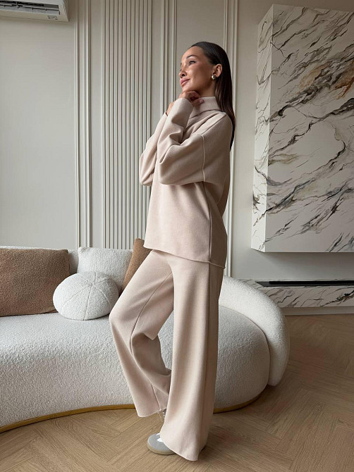 Женский базовый костюм двойка: свитер и брюки турецкая вязка Бежевый, 42/46 Одесса - изображение 5