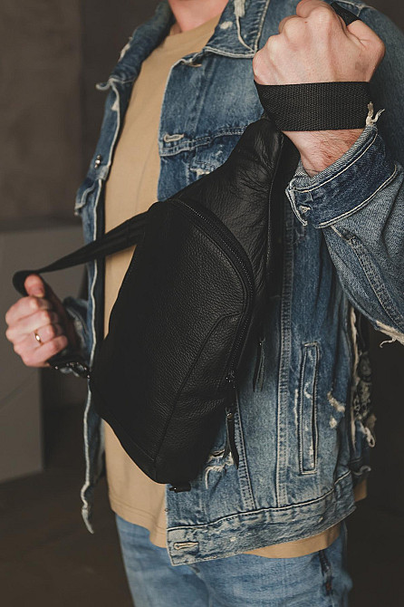 Чоловіча сумка-слінг із натуральної шкіри, сумка через плече SKILL Slow (Чорна) Суми - фото 4