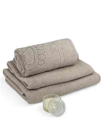 Комплект махровых полотенец + коврик для ног Ideal Textile Черновцы