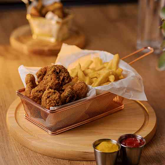 Zhongjing Кошик сервірувальний 21×11.5×5.5 см для подачі картоплі фрі та снеків з ручкою Рожеви Киев