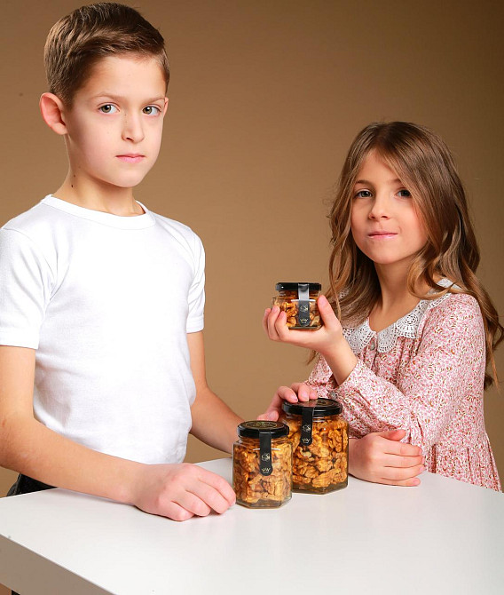 Грецкий орех с медом 240 граммов Одесса - изображение 6