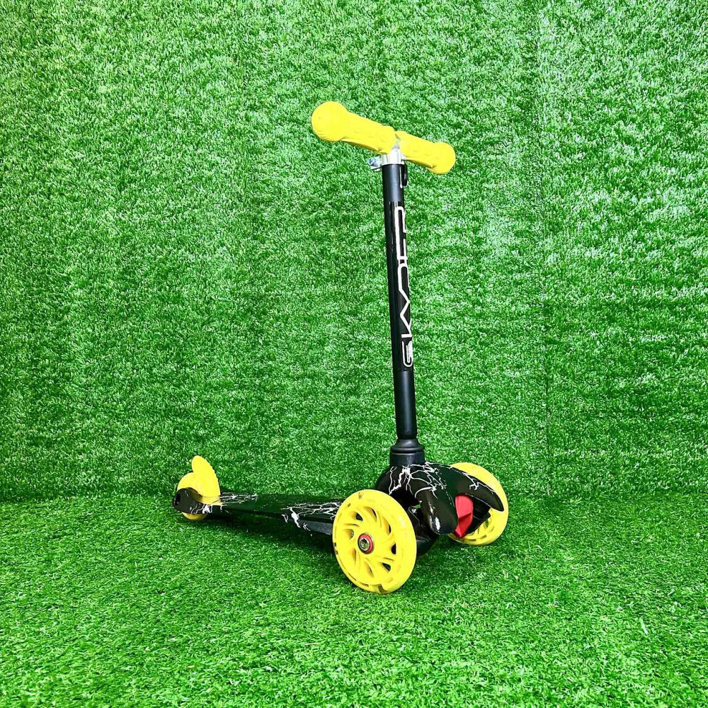 Самокат триколісний Skyper MINI колеса PU 120мм на 2-4 роки Жовто-чорний з принтом (112-70899) Чернигов - изображение 6