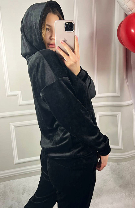 Женский велюровий костюм с капюшоном Черный XS Харьков - изображение 4