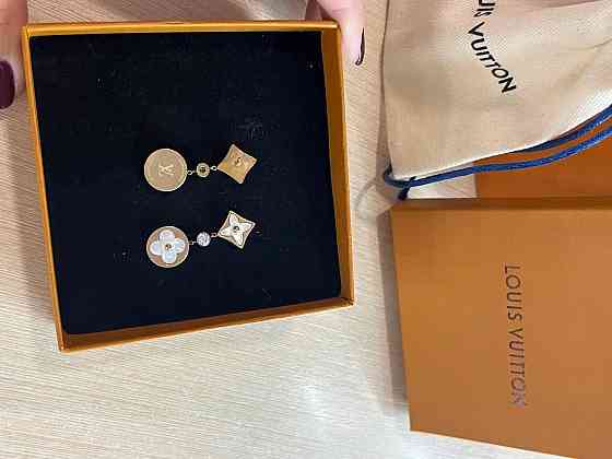 Луї Віттон сережки/Louis Vuitton сережки з кулонами Одеса