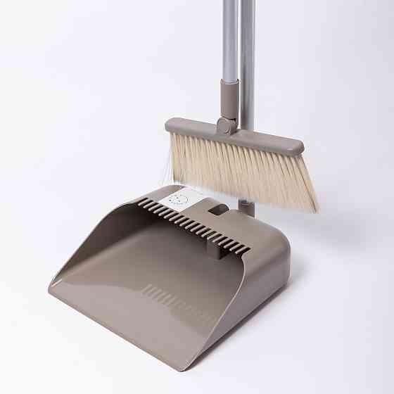 Веник і совок з довгою ручкою для прибирання сірої кольору Київ