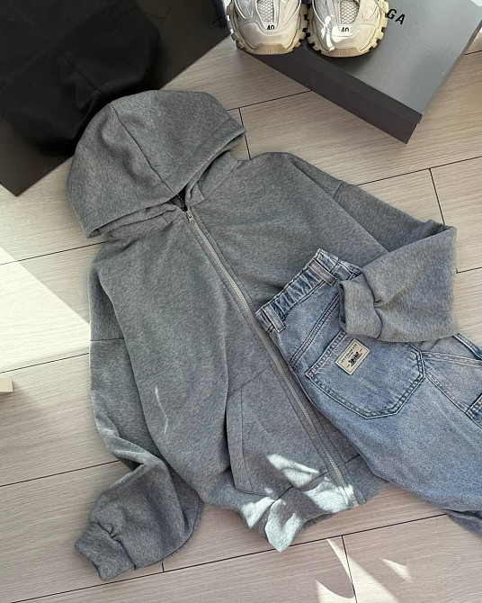 Жіноча тепла повсякденна худі з принтом трьохнитка на флісі Одеса - фото 6