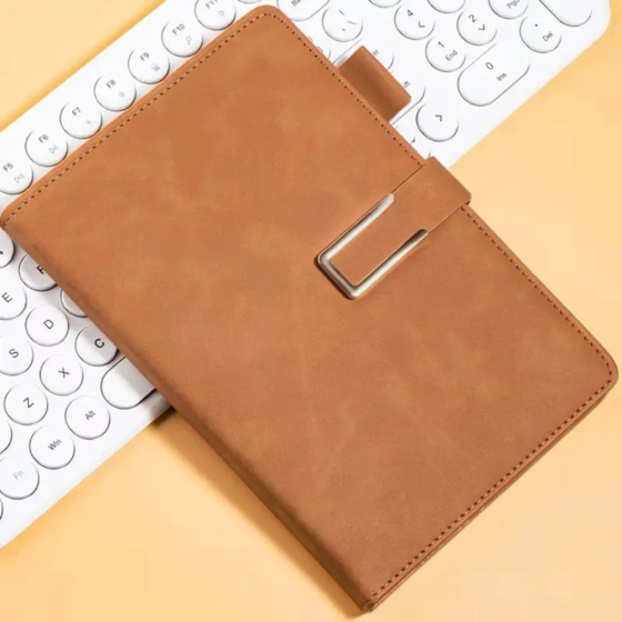 Ежедневник,планер блокнот с ручкой, 100 листов, формат А5,записная книжка,планер в мягкой обложке,коричневый Каменец-Подольский