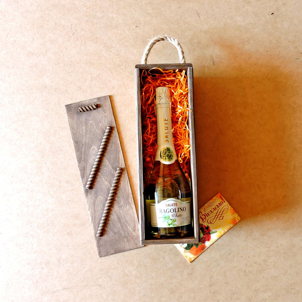 Подарочная коробка 