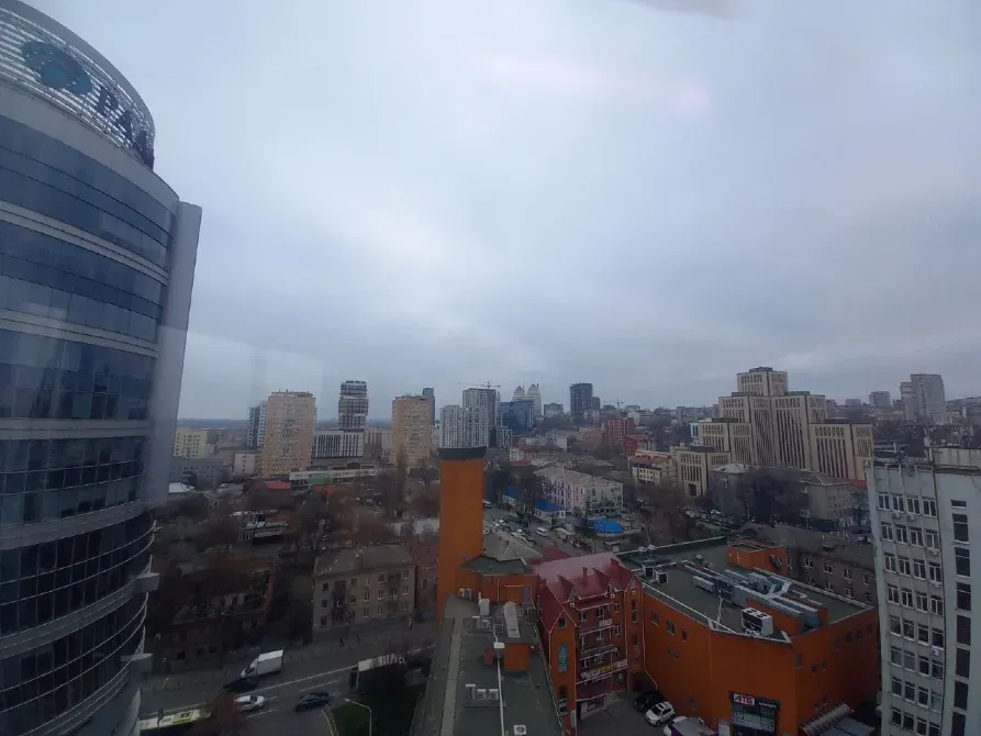 Самий центр міста (вул Глінки), 12 поверх Зручне планування, просторі кімнати (див. план), свСамий ц Дніпро - фото 9