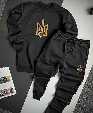 Чорний весняний костюм з тризубом S Чернівці