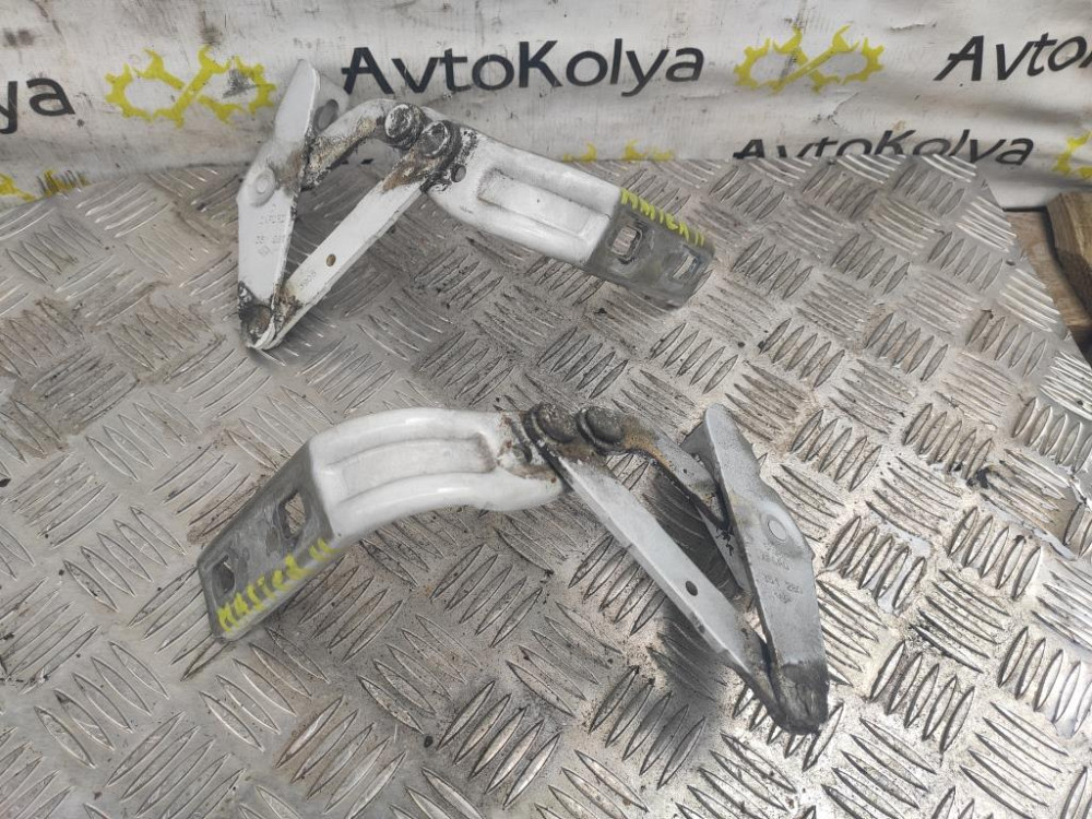Петля капота Renault Master II 2004-2010 Ковель - фото 1