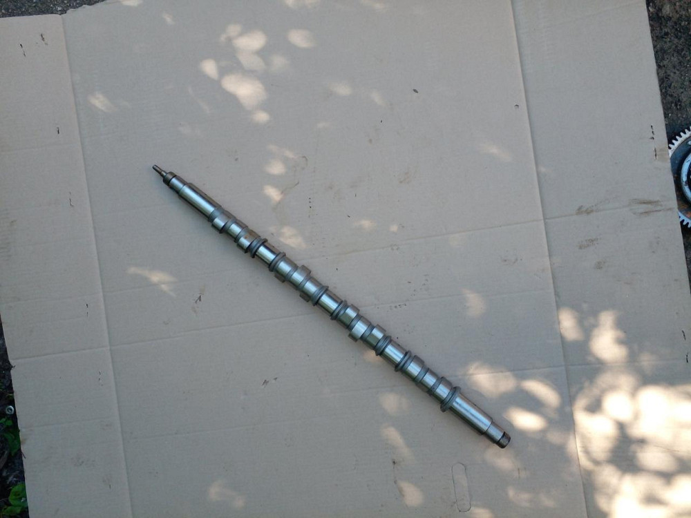 Розподільний вал ЯАЗ-204. Харків - фото 1