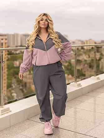 Стильный женский костюм с плащевки 