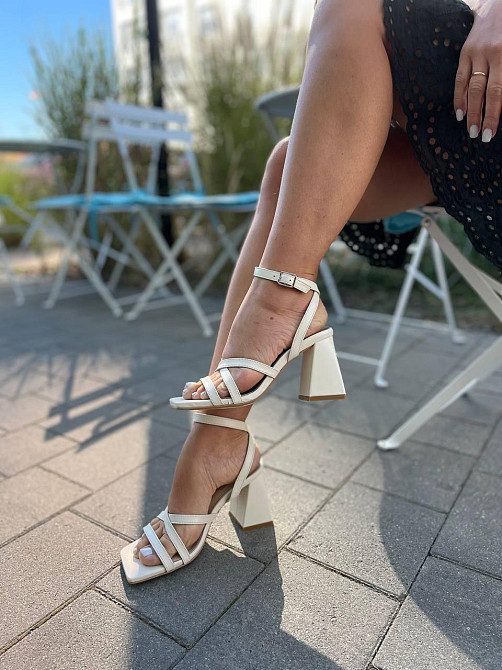 LIRIO Шкіряні босоніжки жіночі бежеві на підборах LIRIO L0282/8073-68 літні р. 35-39 / Босоніжк Коломыя - изображение 4