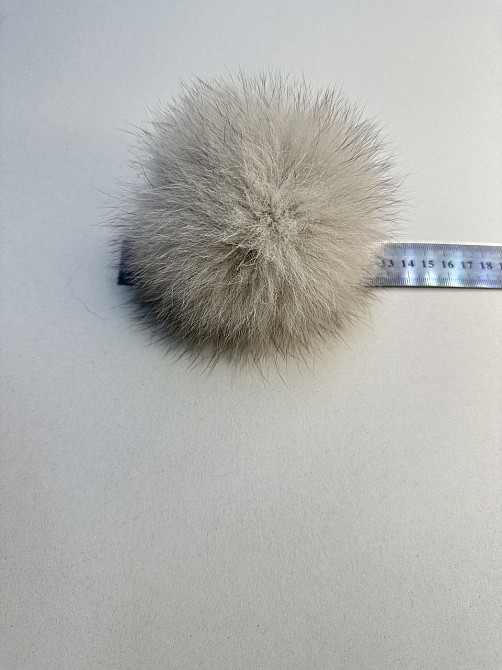 Помпони з натурального хутра песця на шапку 10-12см Бежевий 2 Харків - фото 2