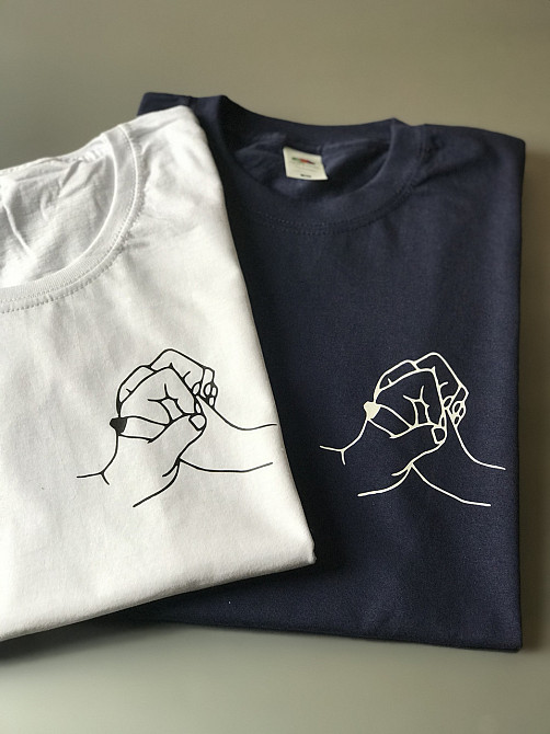 Парные футболки для парня и девушки с принтом рук Черновцы - изображение 2
