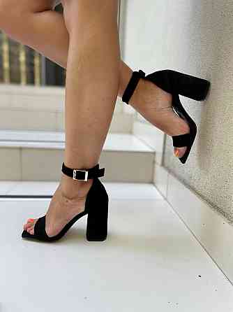 SANTINI Босоніжки жіночі чорні з натуральної замші SANTINI 957365-21 літні відкриті / Босоніжки Коломия