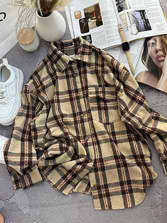 Жіноча тепла оверсайз сорочка в клітинку на ґудзиках кашемір Мокко Одеса