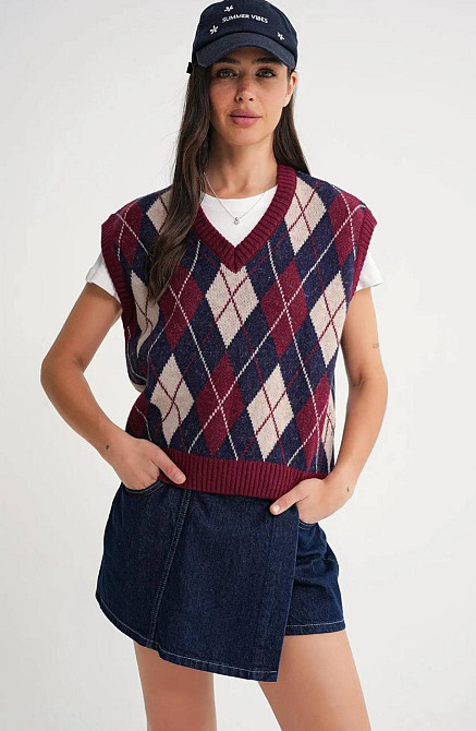 Жіночий теплий оверсайз жилет із геометричним орнаментом Бордо Одеса - фото 2