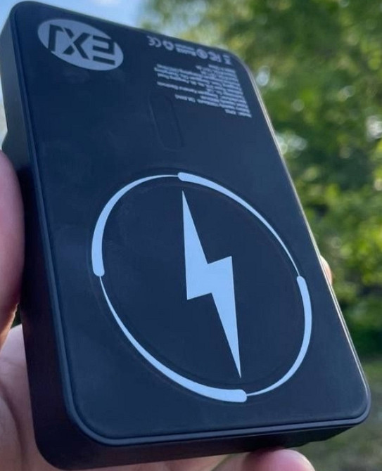 Магнитный беспроводной Павербанк 10 000 mAh – заряжай все! Киев - изображение 5