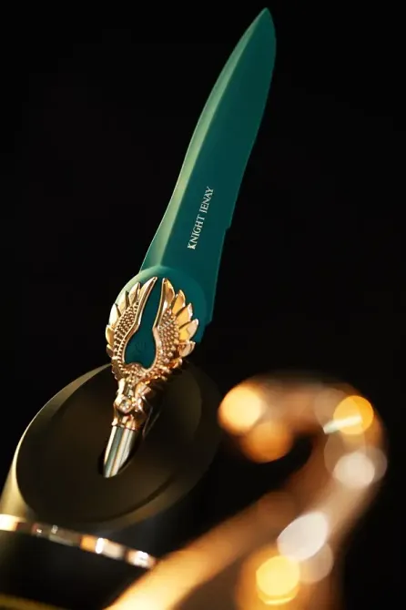 Вишуканий вібратор Knight Jenay FLOWERS & SWORD, маска, стрічка та лубрикант у комплекті Львів - фото 7