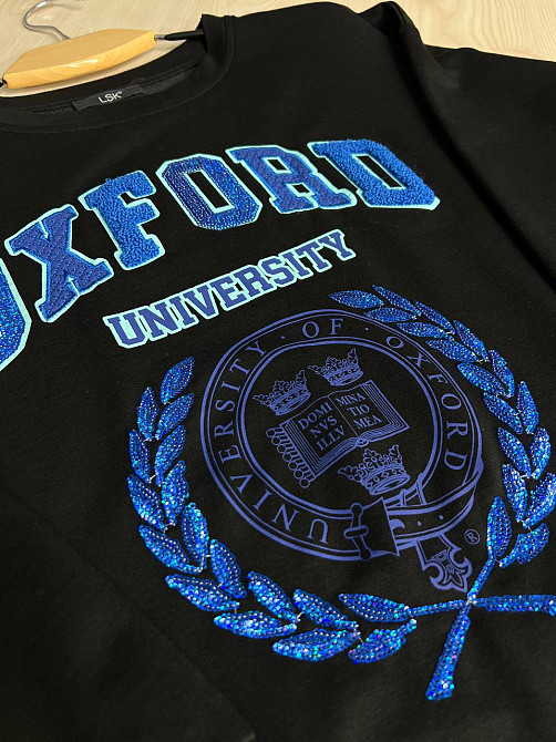 Свитшот женский LSK 6011 удлиненный оверсайз туника с вышивкой Oxford, черный, one size Киев - изображение 8