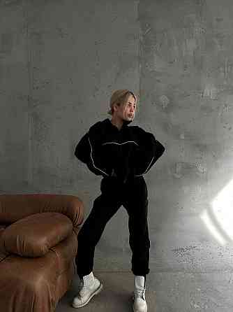 Женский теплый прогулочный костюм: кофта и штаны трехнитка на флисе Черный, 48/50 Одесса