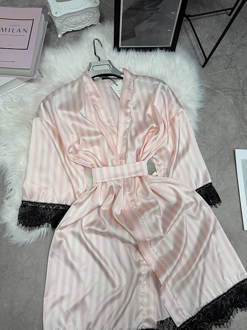 Женский домашний халат в полоску шелк армани с кружевом Одесса - изображение 2