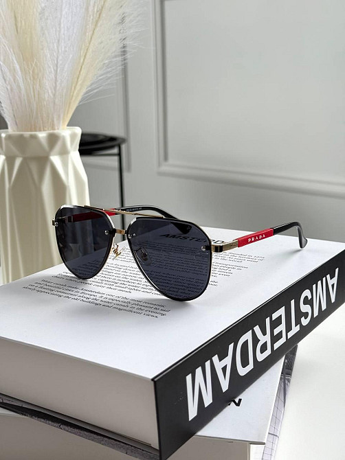 Окуляри унісекс Prada  з металевою оправою на середнє обличчя 🔥 Київ - фото 6