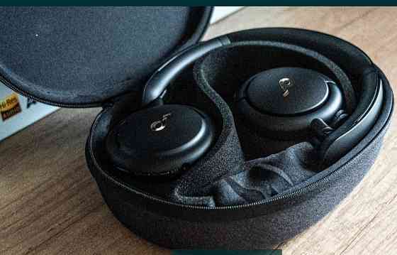 Наушники с шумопоглинанням безпроводные: Soundcore by Anker Life Q30 Bluetooth. Харків