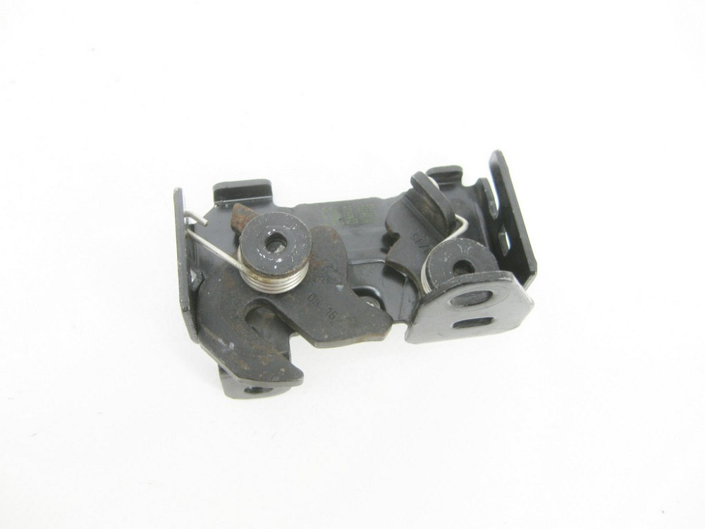 Mercedes-Benz  A2048800260 Замок - фіксатор капота бічний нижній C-Class W205 GLC X253 E-class W213 E-class Coupe C238 CLS C257 E-class W212 C-Class W Одесса - изображение 6