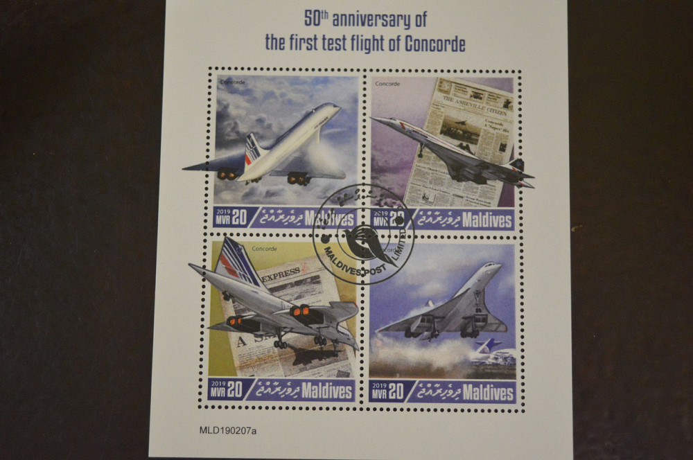 Мальдіви. Марки. Транспорт. Особистості. Блок. 2009 рік (В-5) Полтава - фото 1