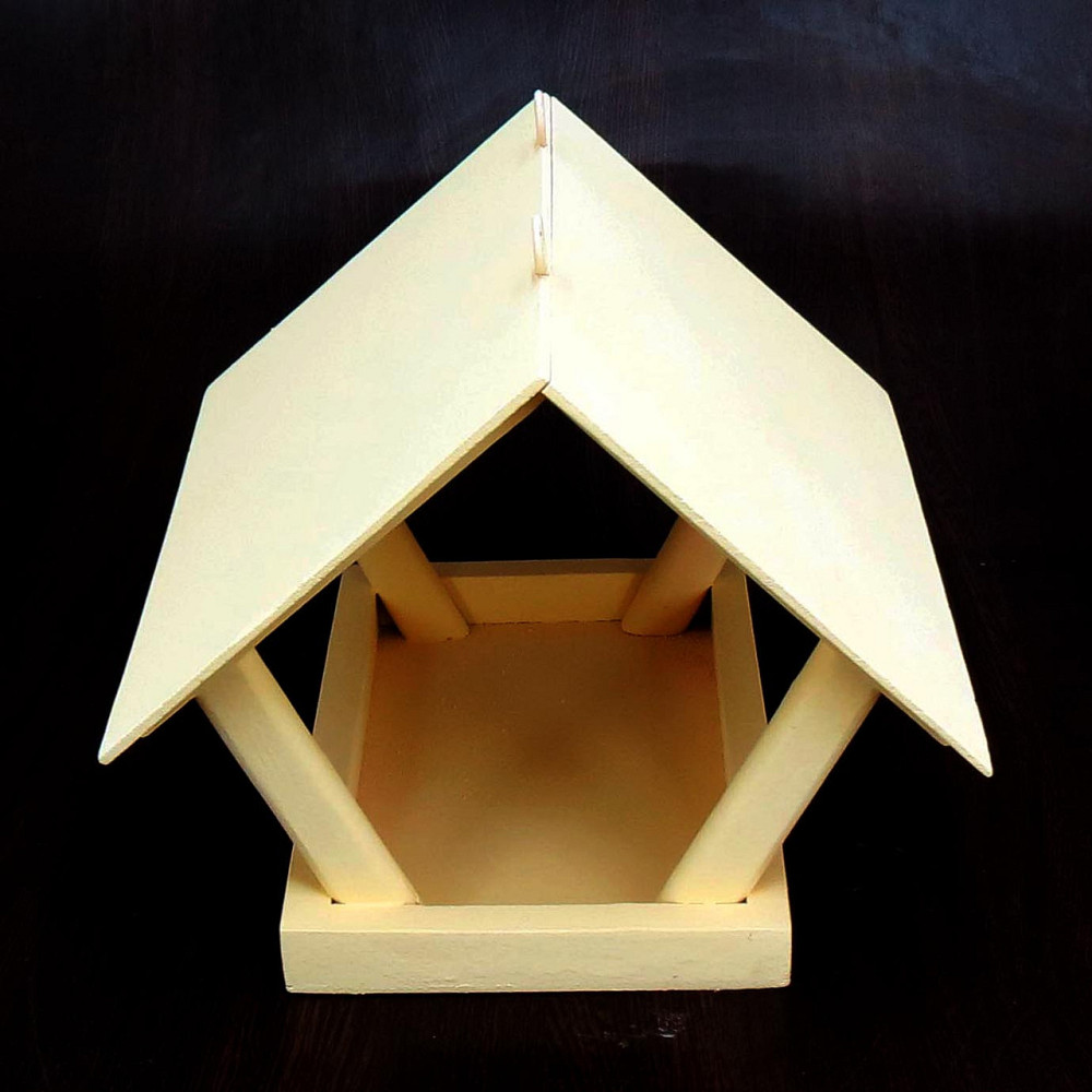 Кормушка садовая для птиц 