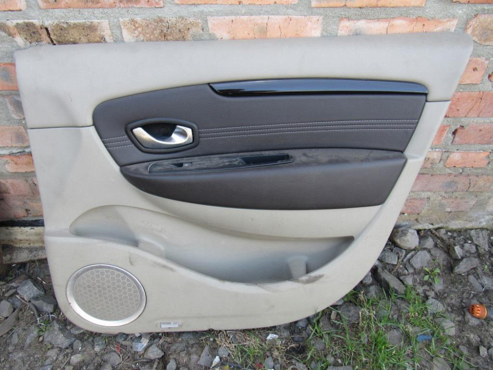 Карта задніх дверей Renault Scenic III 2009-2016 Ковель - фото 1