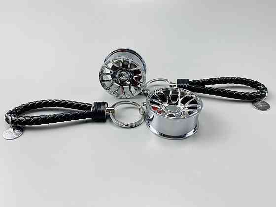 Брелок у вигляді диска колеса, брелок на ключі для водія, брелок металевий на авто ключі Мукачево