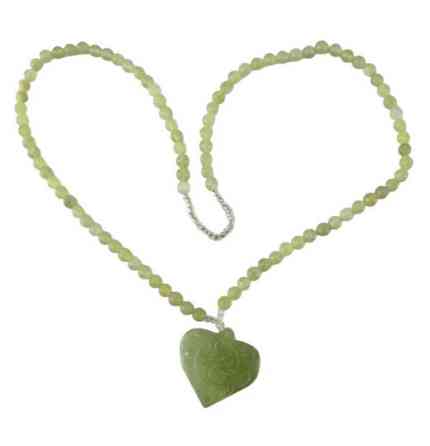 Ожерелье женское нефритовое Сердце Киев