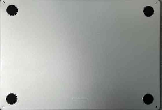 Ноутбук MacBook Air 13 2022 Starlight M2 8Gb. 256Gb. SSD , A2681 Идеал ! Киев