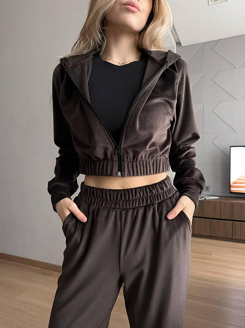 Женский стильный костюм двойка в стиле спорт шик со стразами на ягодицах велюр Шоколадный, 46/48 Одесса - изображение 10