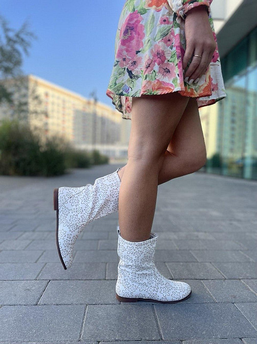 Nivelle Черевики жіночі NIVELLE білі натуральна шкіра висота 21см обхват 32-34см розмір 36 (521 Коломыя - изображение 7