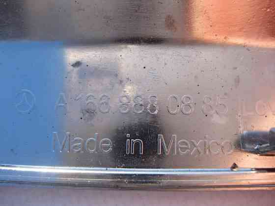 Mercedes-Benz  A1668880885 Нижня ліва хром накладка облицювання решітки радіатора GL X166 Одеса