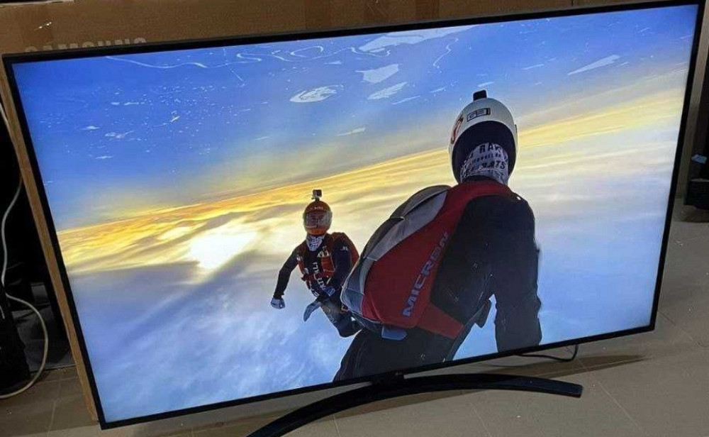 Телевизор: 55